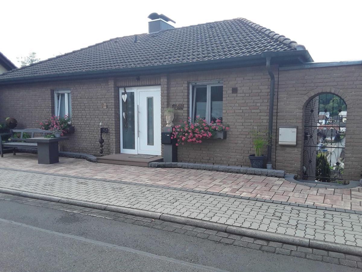 Haus Sonnenblick Apartment Momlingen Luaran gambar